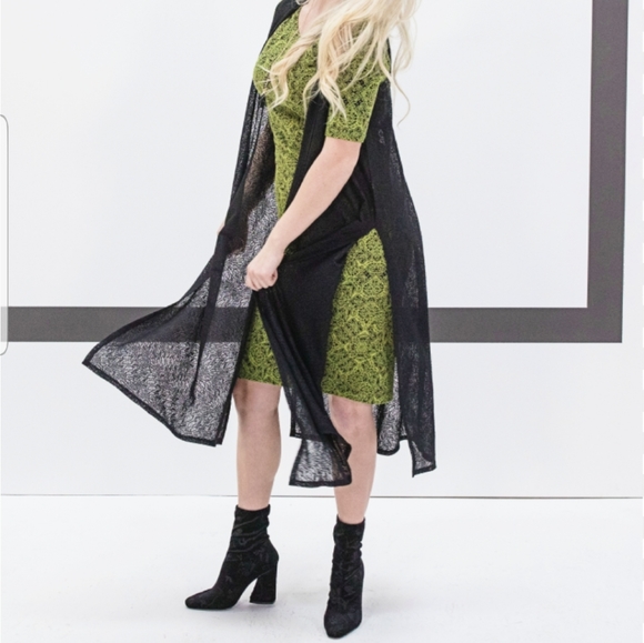 LuLaRoe Joy - Picture 8 of 8